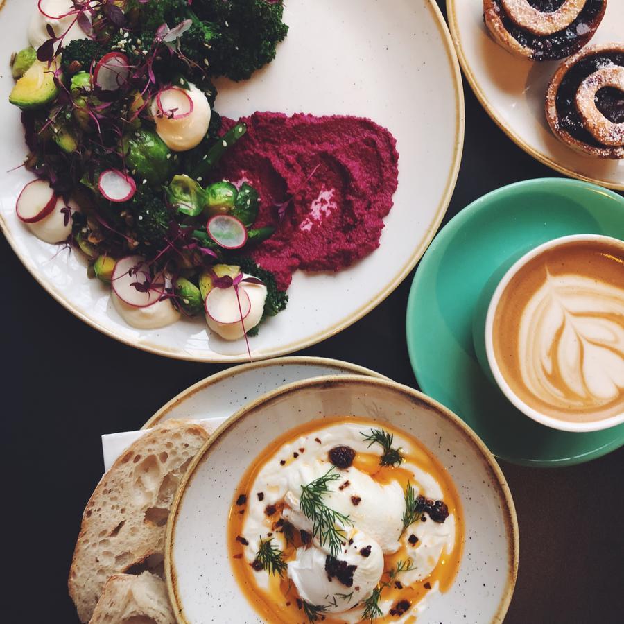 Whitehouse Rye Bed and Breakfast Εξωτερικό φωτογραφία Dishes at the restaurant