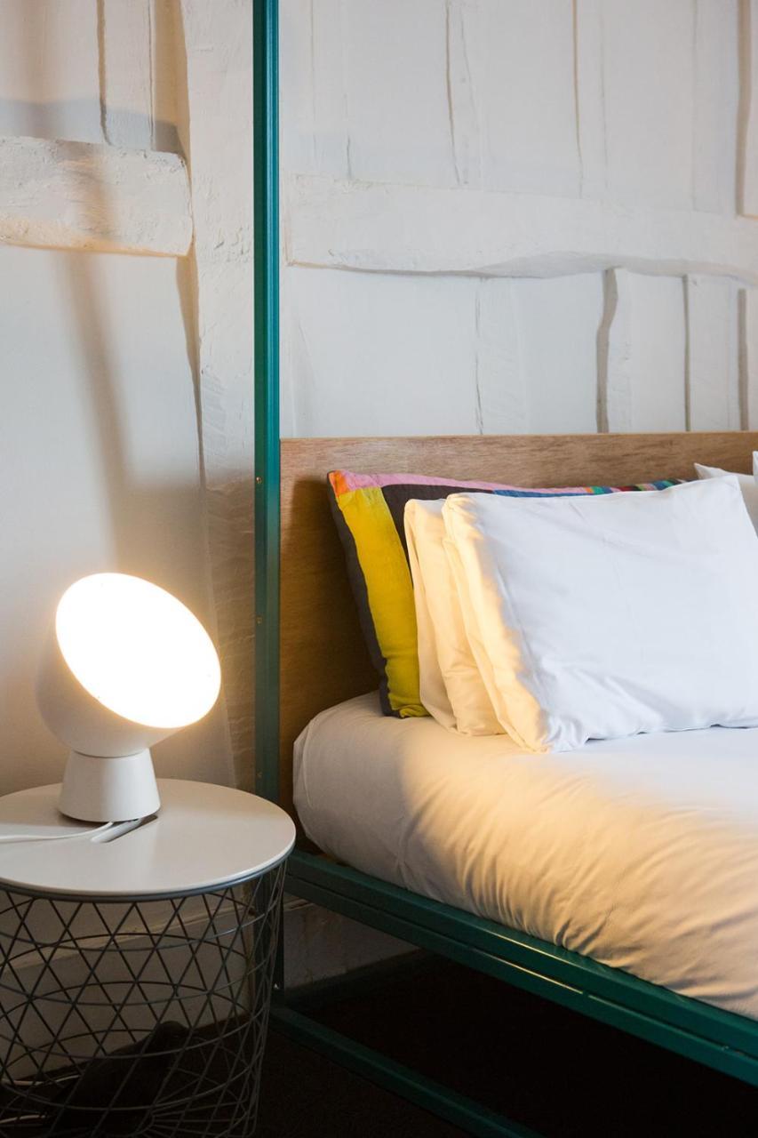 Whitehouse Rye Bed and Breakfast Εξωτερικό φωτογραφία A lamp