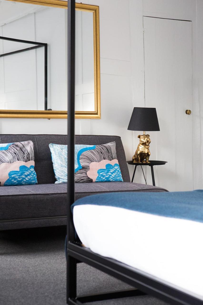Whitehouse Rye Bed and Breakfast Εξωτερικό φωτογραφία A sofa bed