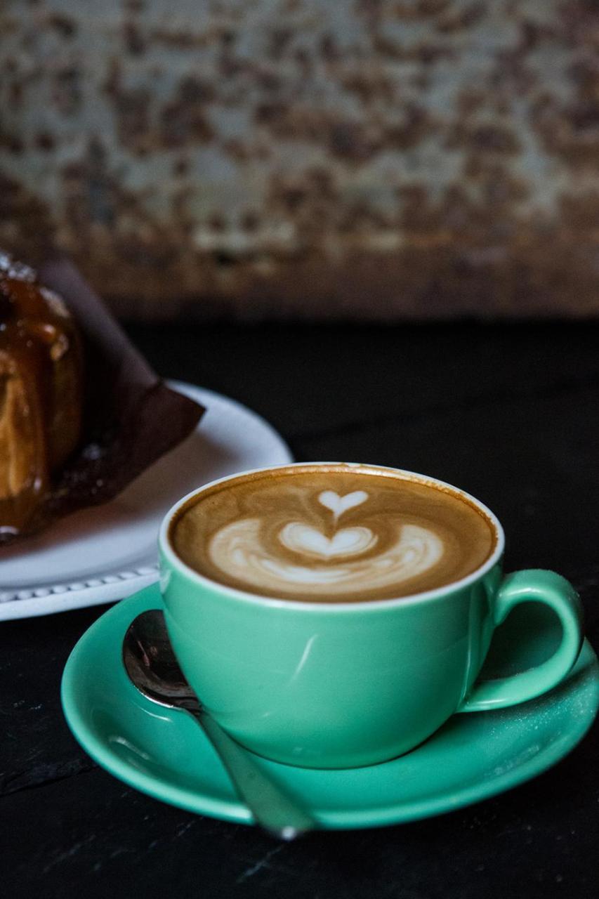 Whitehouse Rye Bed and Breakfast Εξωτερικό φωτογραφία A cup of coffee